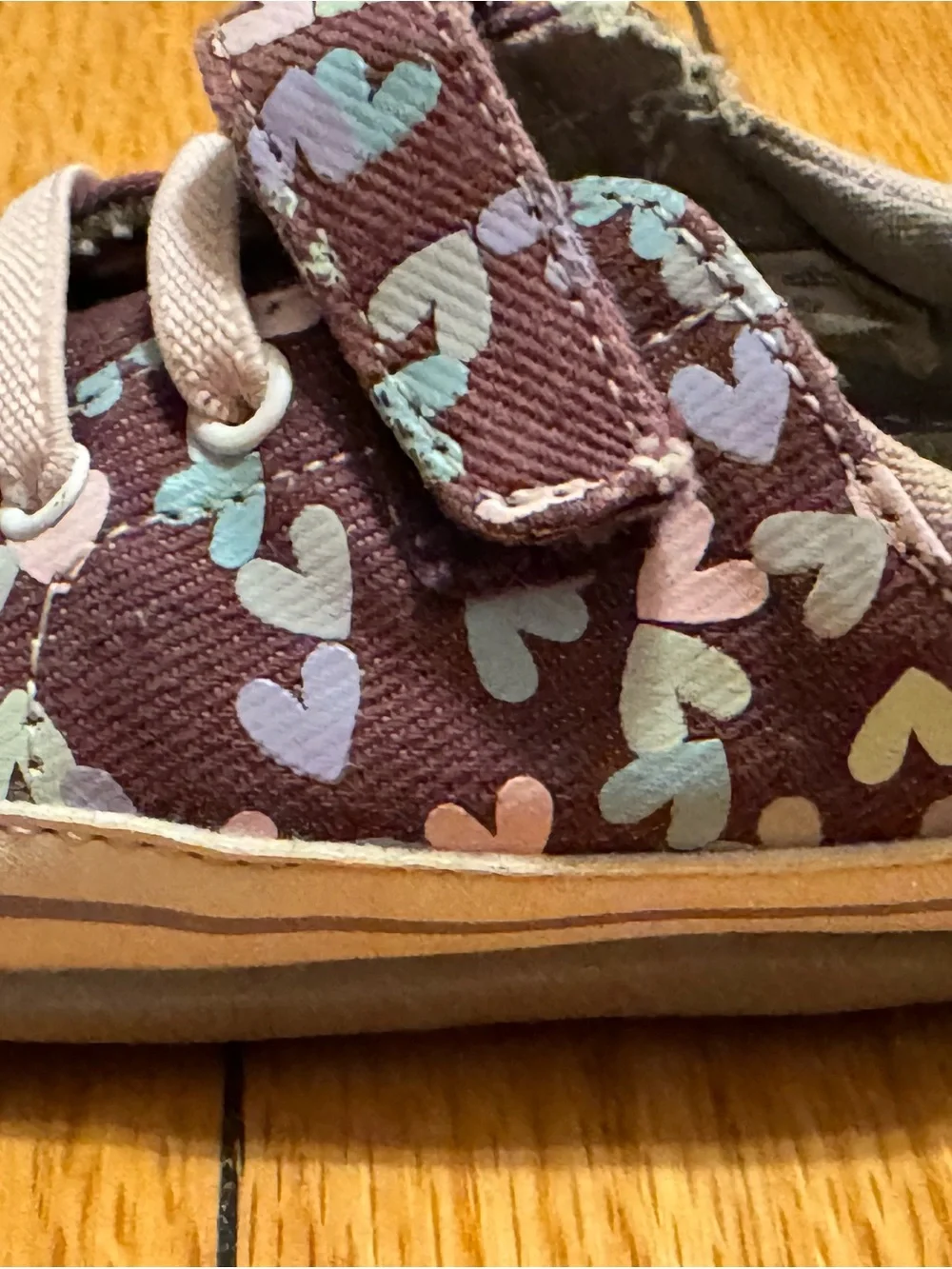 See Kai Run Stevie Mini Plum Purple Hearts-Print Toddler Sneakers Size 5